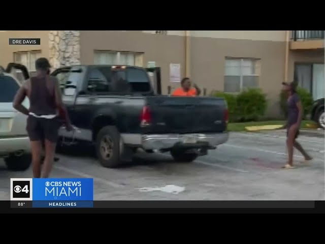 ⁣Woman stabs man during alleged robbery attempt in Lauderhill