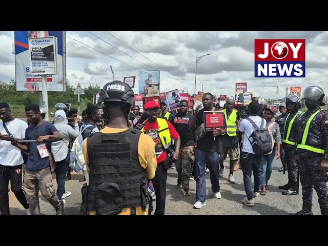 ⁣#StopGalamseyNow and #FreeTheCitizens Day 2 protest underway. #JoyNews JoyNewsFocus