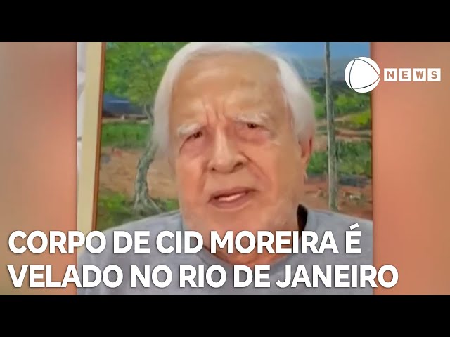 ⁣Corpo de Cid Moreira é velado no Palácio Guanabara, no Rio de Janeiro