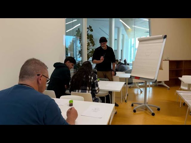 ⁣Le 9e art s’invite à Vitry-le-François : dessiner avec un professionnel de la BD