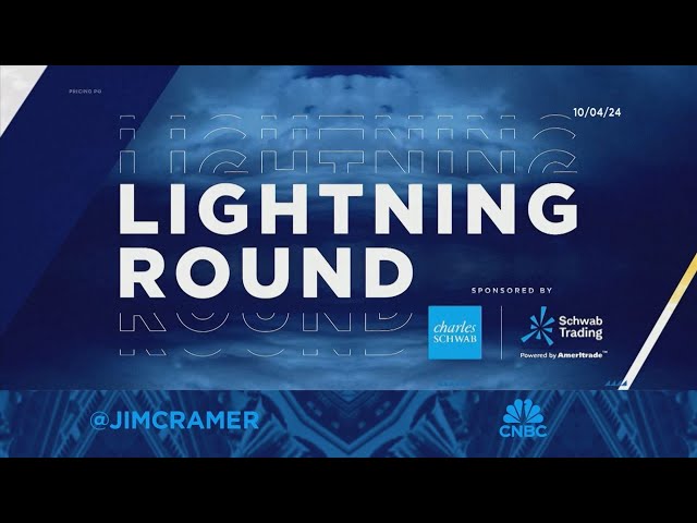 ⁣Lightning Round: Shopify is at a great level to buy, says Jim Cramer