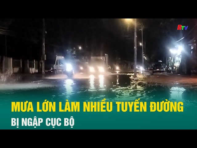 ⁣Mưa lớn làm nhiều tuyến đường bị ngập cục bộ