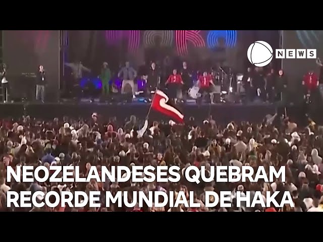 ⁣Neozelandezes quebram recorde de maior haka da história