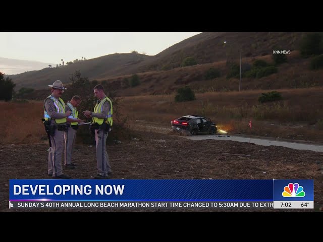 ⁣2 killed in wrong-way pursuit crash in Pomona