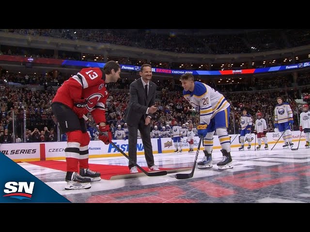 ⁣Devils Legend Patrik Elias Drops Ceremonial Puck For Global Series