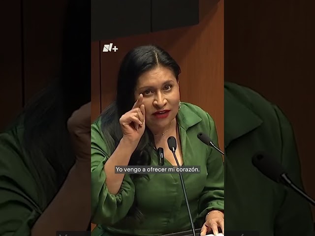 ⁣Senadora se pone a cantar en tribuna - Las Mangas del Chaleco