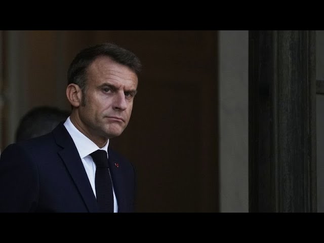 ⁣Emmanuel Macron pour un arrêt des livraisons d'armes à Israël utilisées à Gaza