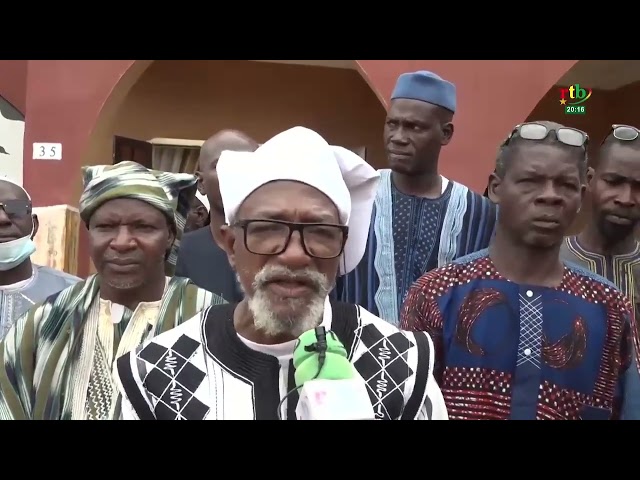 ⁣Culture la paix : une délégation gouvernementale chez le chef de Canton de Bobo Dioulasso