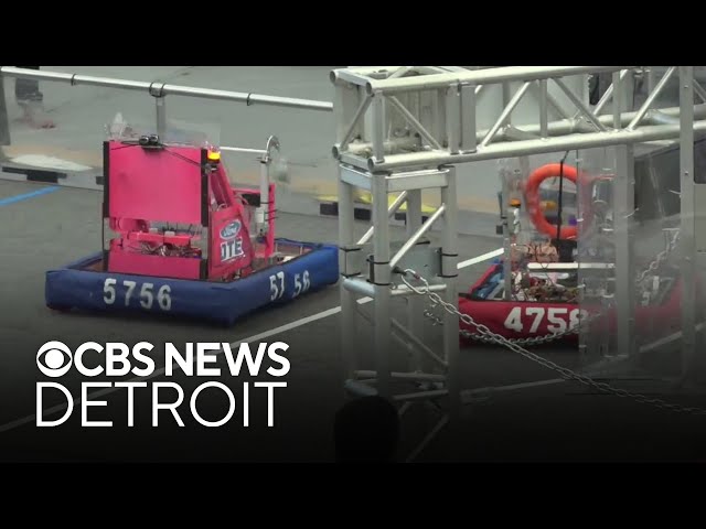 ⁣Robotics teams clash for bragging rights in Detroit