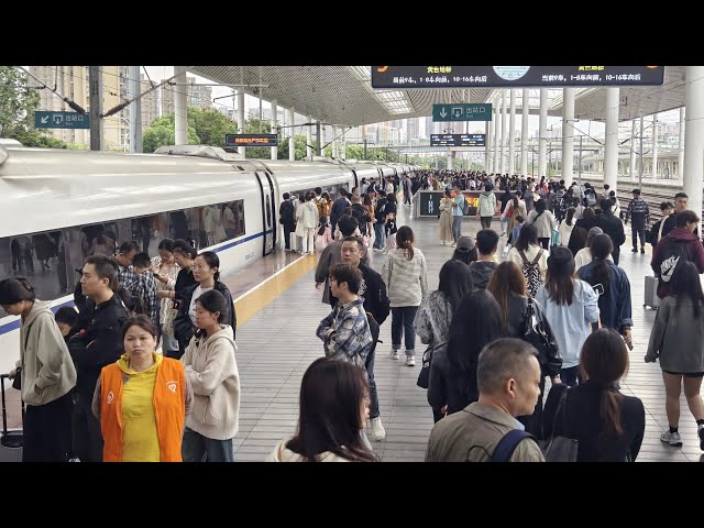 ⁣Live: China facilitates hassle-free journeys amid National Day holiday return rush