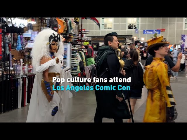 ⁣Pop culture fans attend Los Angeles Comic Con