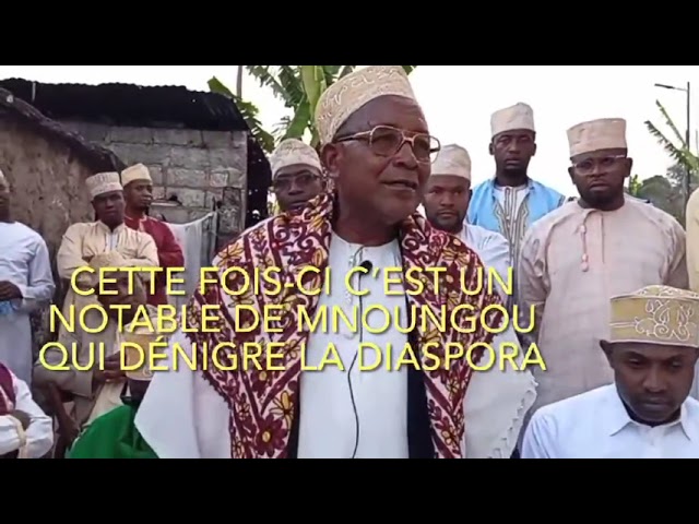 ⁣TSIHAKI! Quand un grand notable orateur de Ngazidja dénigre la diaspora Comorienne