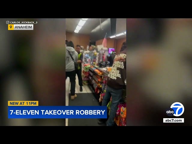 ⁣7-Eleven clerk in Anaheim punched, threatened and shoved during 'takeover robbery'