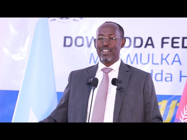 ⁣Guddoomiye Madaale oo daahfuray bandhigga wajiga 1-aad ee  Biyo Mareenada magaalada Muqdisho.