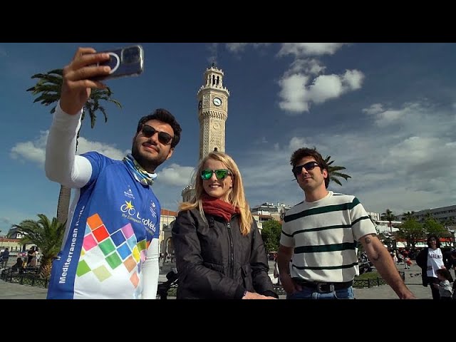 ⁣La ville turque d'Izmir est un paradis pour les cyclistes, les passionnés d'histoire et le