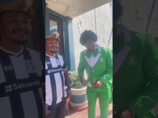 ⁣CAPS United supporter Richard 'CheMhofela' Sande contributes towards Highlanders fundraisi