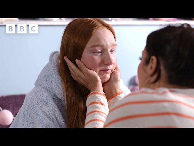 ⁣Teenager struggles with suspected Endometriosis | Waterloo Road - BBC