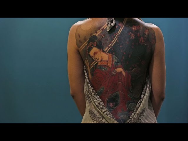 ⁣No Comment. Dans son plus complexe appareil : la foire de tatouages à Hong Kong