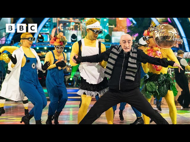 ⁣Strictly Pros AMAZING Minions dance  - BBC