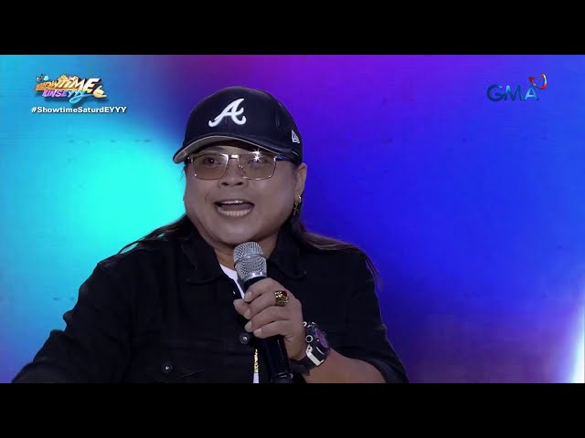 ⁣'April Boy Regino' kalokalike, nagbigay ng nostalgic performance! (Kalokalike) | It's