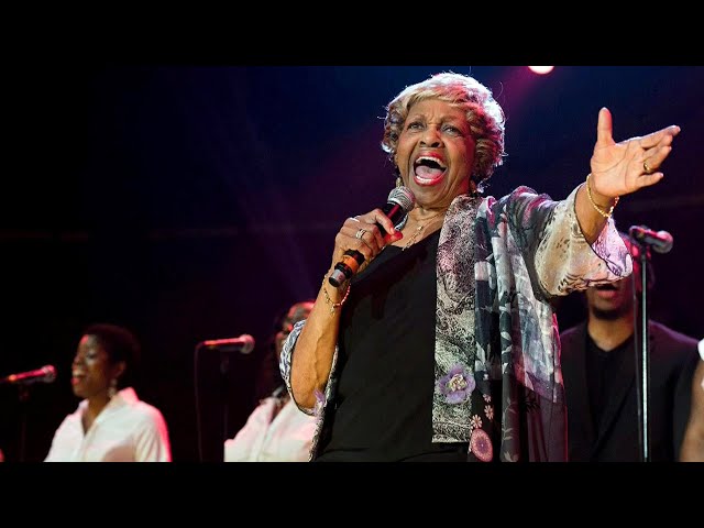 ⁣Remembering Cissy Houston: Two-time Grammy winner and mother of a superstar