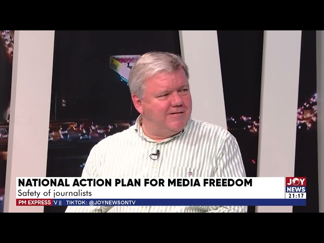 ⁣Tom Norring emphasizes that a strong, independent media is essential for building trust in society.