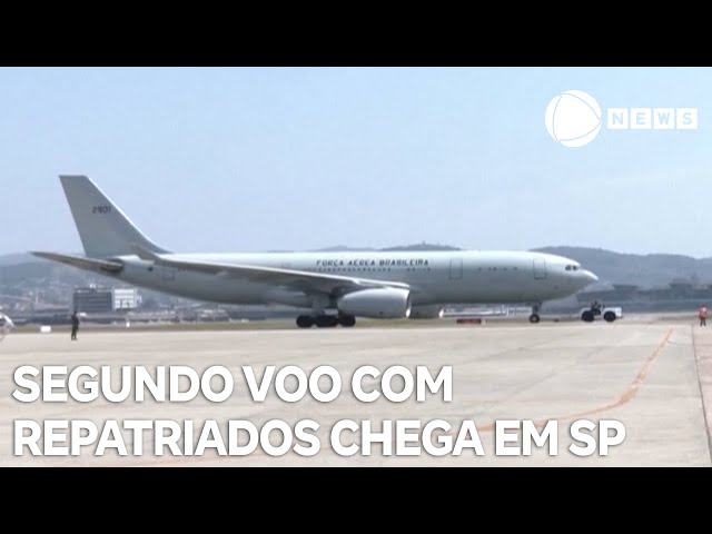 ⁣Segundo voo com repatriados do Líbano chega em São Paulo