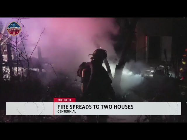 ⁣South Metro Fire Rescue crews rush to put out fire that spread to 2 homes