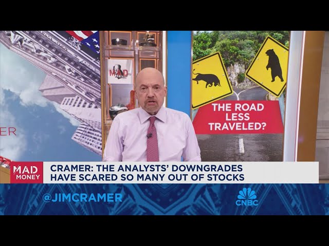 ⁣Analysts' downgrades have scared so many out of stocks, says Jim Cramer