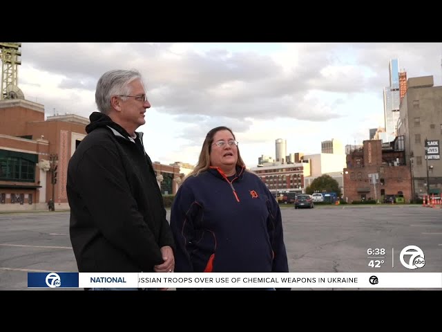 ⁣Fans ready to pack Comerica Park for first Tigers playoff game in a decade