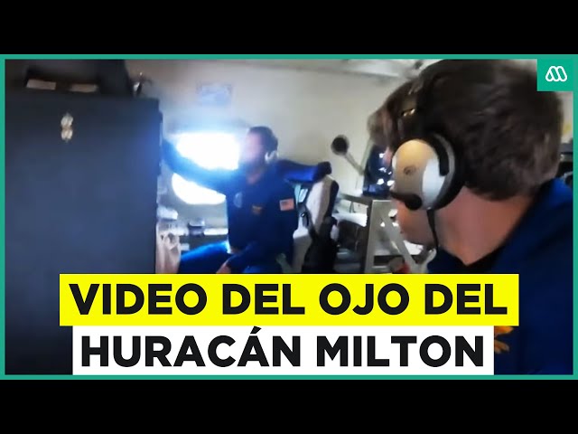 ⁣Video muestra violento vuelo de "cazadores de huracanes" en el ojo de Huracán Milton