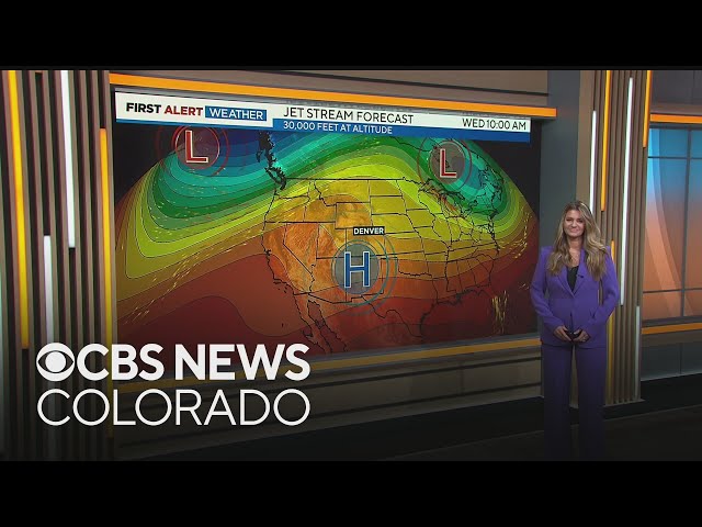 ⁣Staying warm and dry across the Front Range, but a Colorado cool down is on the way