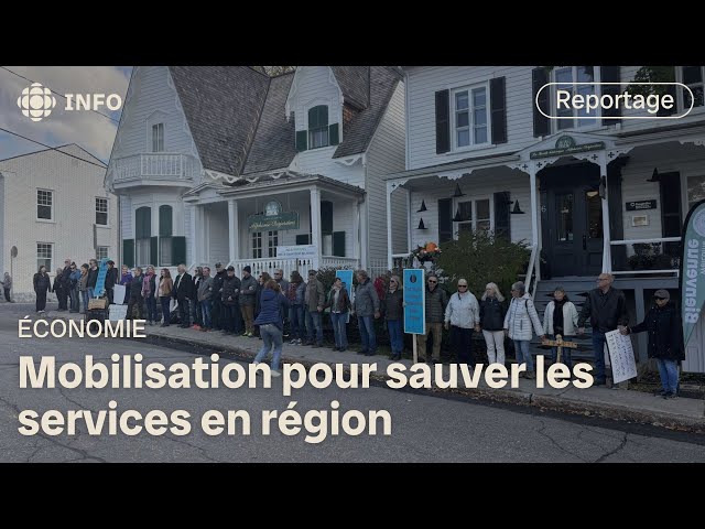 ⁣Mobilisation contre le retrait de services Desjardins en région