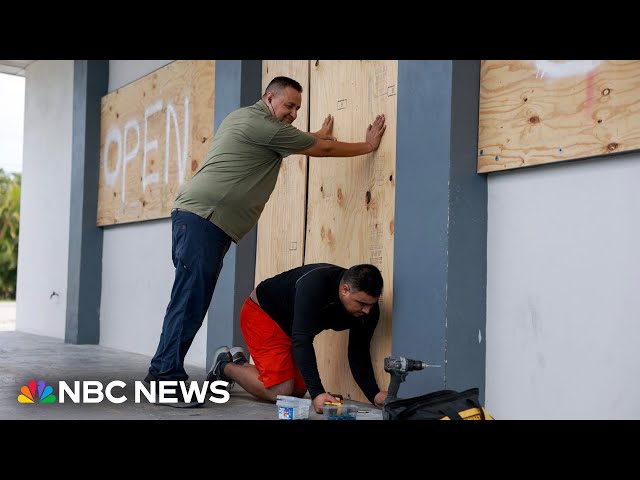 ⁣‘We are as ready as we can be,’ Fort Myers Beach mayor says