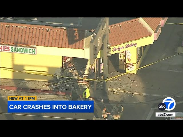 ⁣Car crashes into South Gate bakery days after it opened