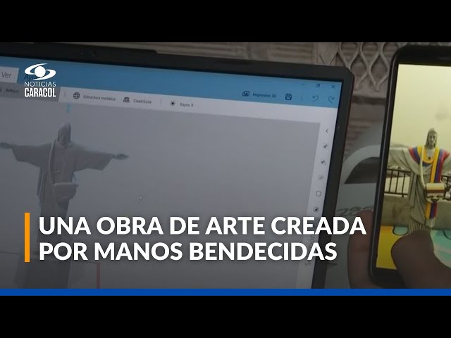 ⁣Al estilo paisa, jóvenes elaboran cristo de 11 metros de alto: tiene poncho y carriel