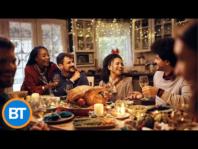 ⁣Effective tips for navigating family dynamics this Thanksgiving holiday