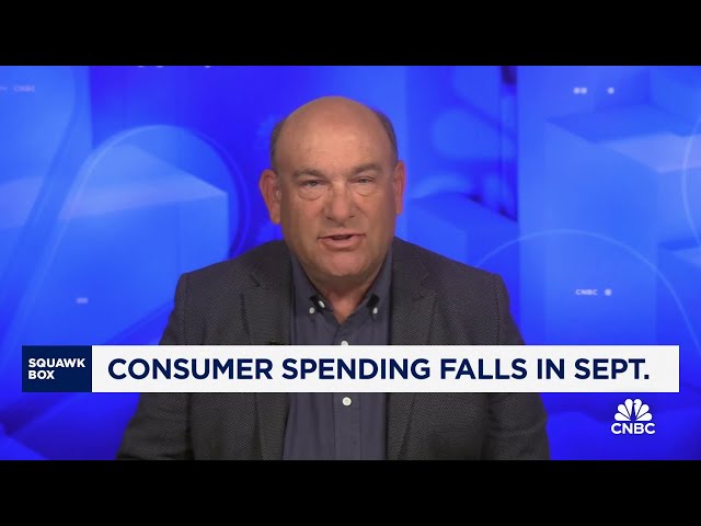 ⁣Consumer spending falls in September after 7 straight months of gains: CNBC/NRF Retail Monitor