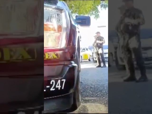 ⁣Encuentran explosivos dentro de un taxi en Guadalajara | Shorts | Noticias GDL