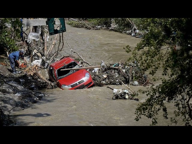 ⁣Romanian authorities beef up preventative measures after devastating flooding