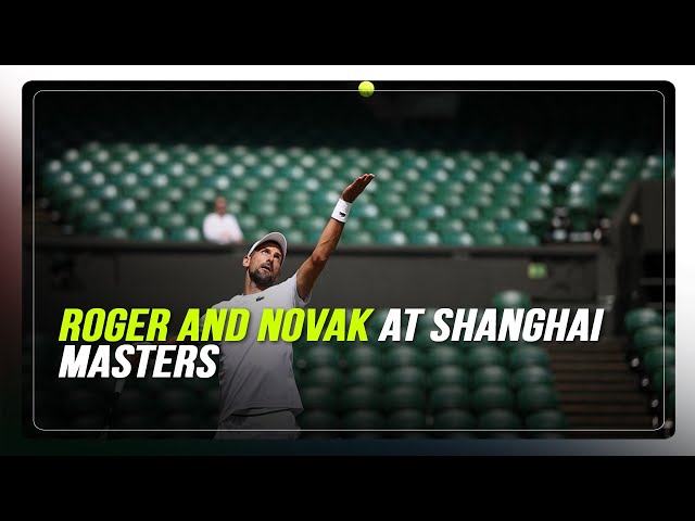 ⁣Federer arrives at Shanghai Masters, meets victorious Djokovic