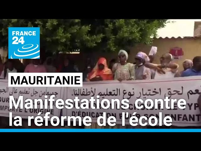 ⁣Des parents d'élèves mauritaniens manifestent contre l'arabisation de l'éducation pri