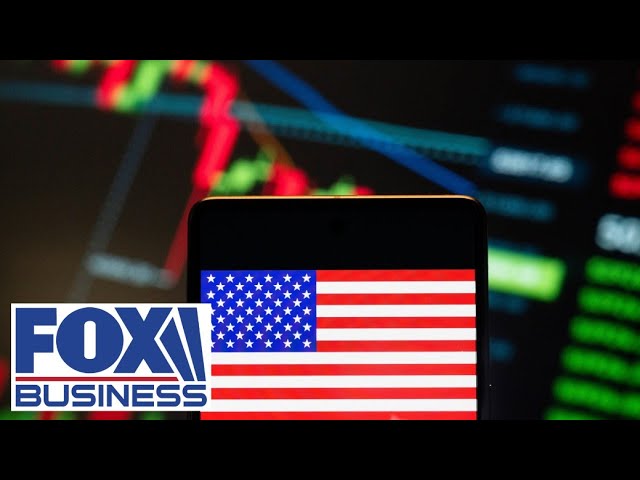 ⁣US economy is ‘doing just fine,’ economist claims