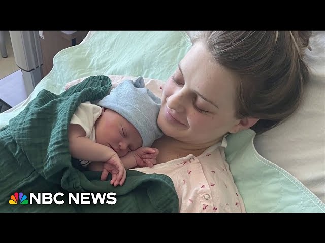 ⁣Woman gives birth to baby as Hurricane Milton hit Florida