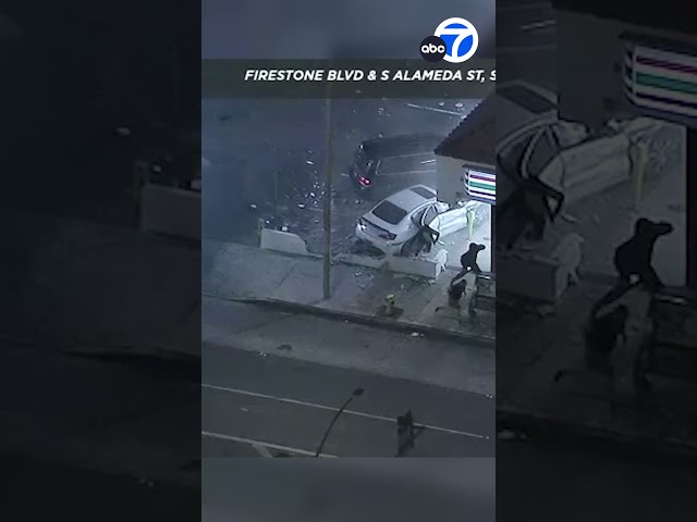 ⁣Car crashes at intersection, then slams into minivan in South LA