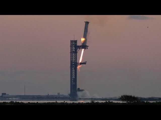 ⁣Mechanical arms successfully catch returning SpaceX rocket | SpaceX news