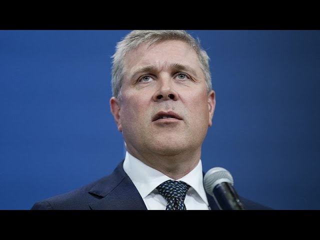 ⁣Iceland's Prime Minister dissolves ruling three-party coalition, citing infighting