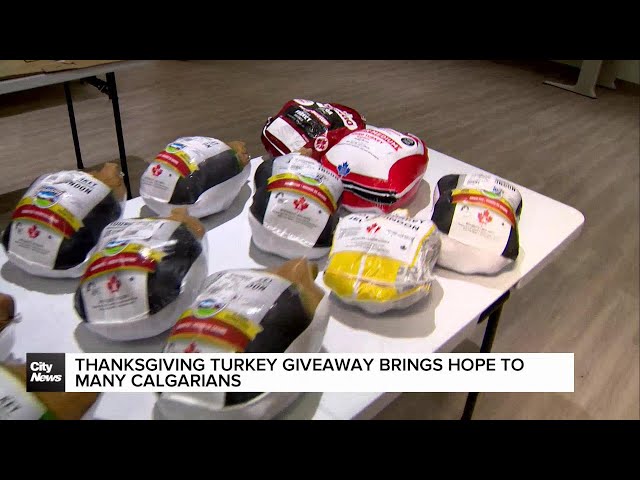 ⁣Thanksgiving turkey giveaway brings hope to many Calgarians