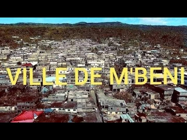 ⁣L'amour, la patrie et la détermination de la ville de Mbeni et les Comores avec l'ancien m