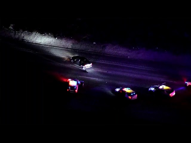 ⁣Watch Live: Police pursue driver in Fontana